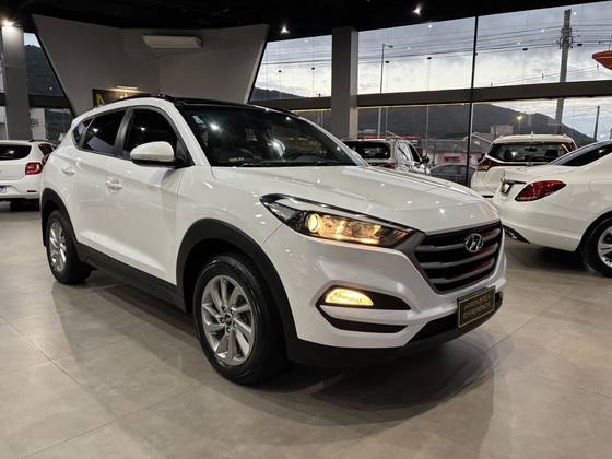 HYUNDAI TUCSON 1.6 16V T-GDI GASOLINA GLS ECOSHIFT HYUNDAI TUCSON 1.6 16V T-GDI GASOLINA GLS ECOSHIFT